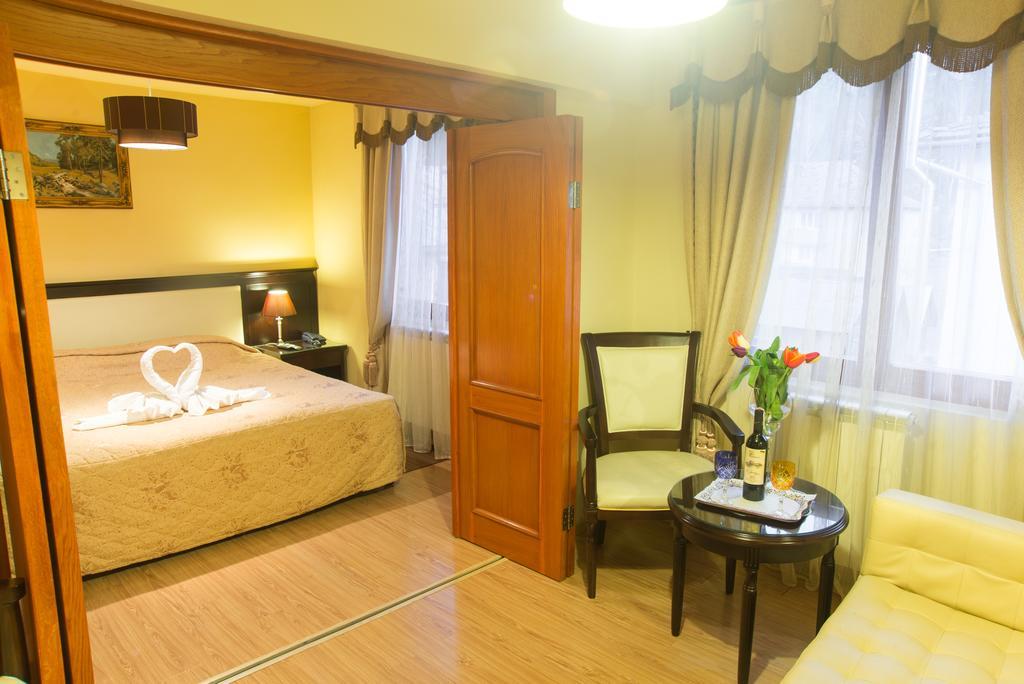 Csillag Panzio Hotel Lunca de Jos  ภายนอก รูปภาพ